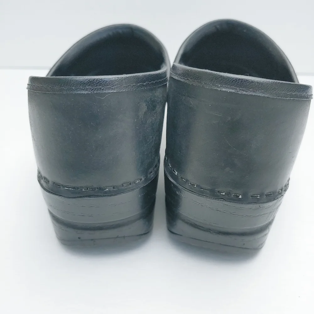 Dansko Black Leather Classic Comfort Nursing Clogs Shoes Sz 37 - Picture 5 of 9